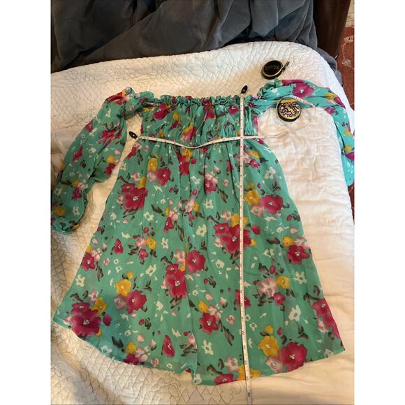Basically Me Size MED Green Chiffon Floral Off The Shoulder Mini Cottage Fairy - Picture 8 of 8